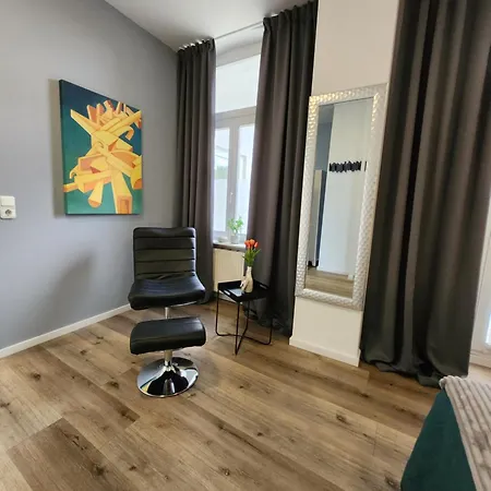 Wohnen Am Schlosspark - Balcony 아파트 바트잘츠우프렌